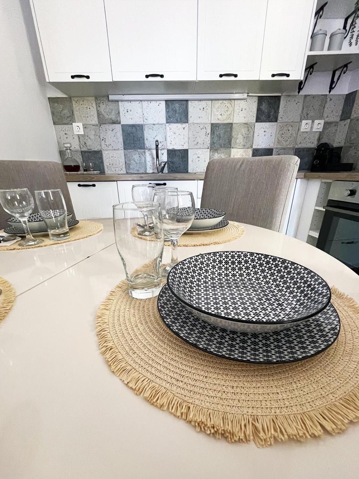 Odysseus Boutique Apartment Hermione Extérieur photo